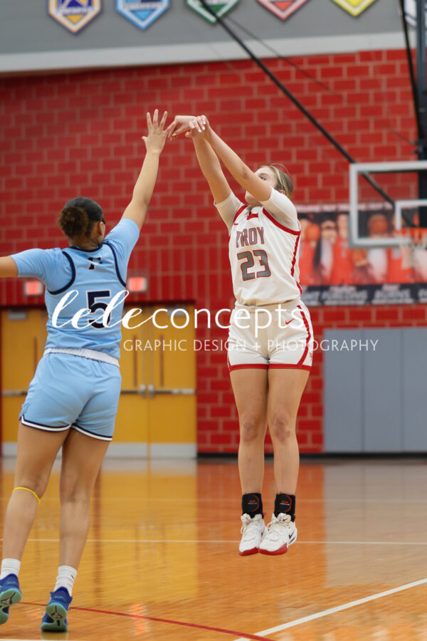 VarsityGirls020825_7386vFairborn