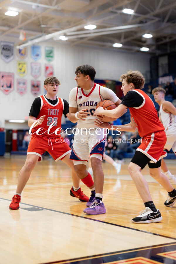 7720-Troy9vPiqua021425_Chris