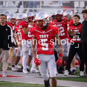 TroyFreshmen101625_6751